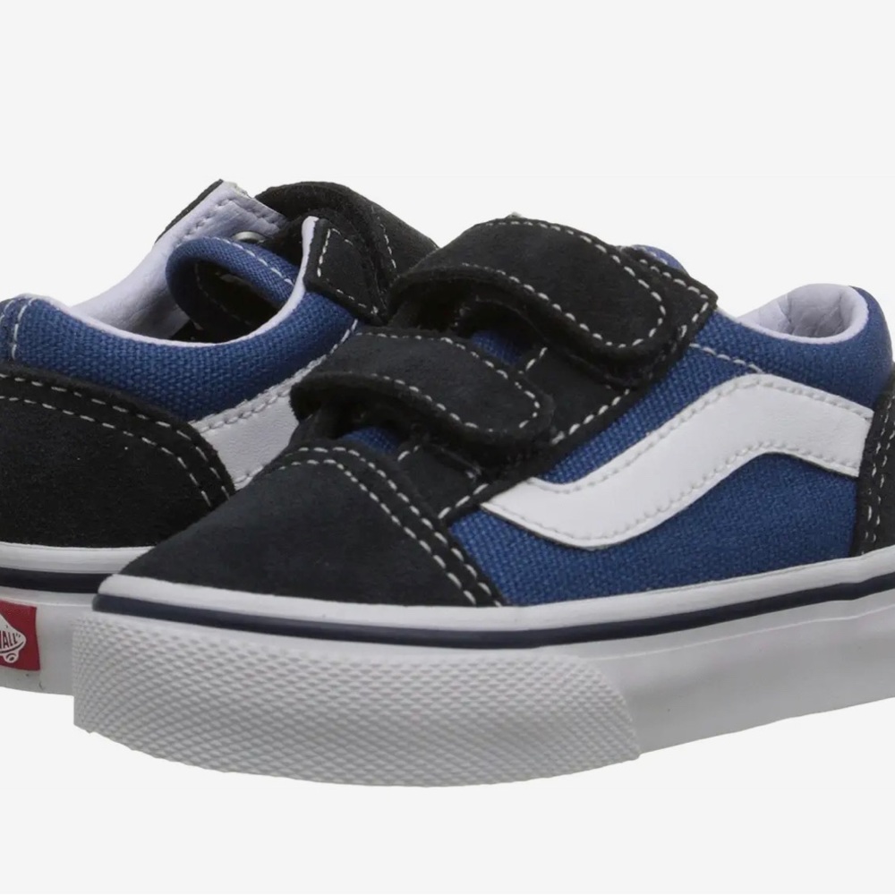 New in box! Vans Old Skool V 9.5 Toddler in Blue Canvas